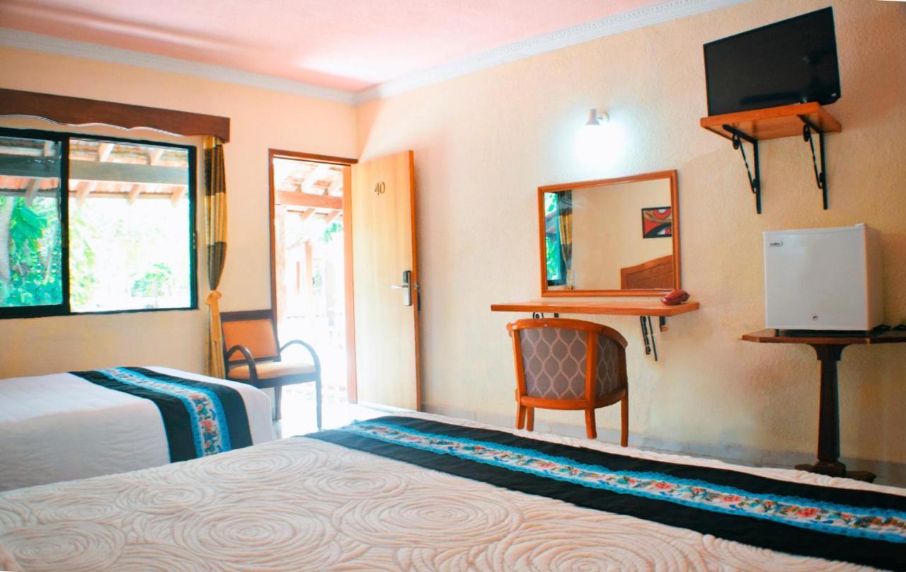 ואיאדוליד Hotel Hacienda Sanchez מראה חיצוני תמונה