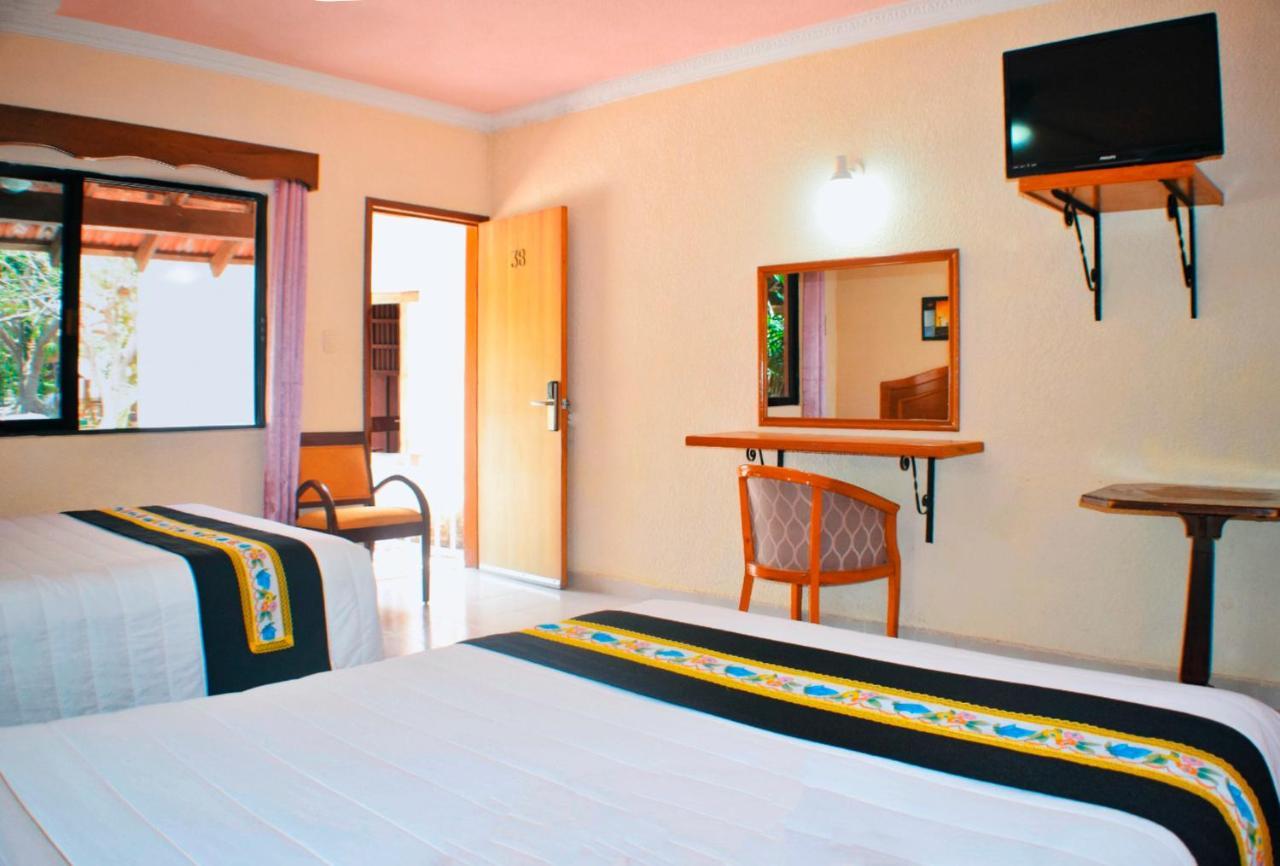 ואיאדוליד Hotel Hacienda Sanchez מראה חיצוני תמונה