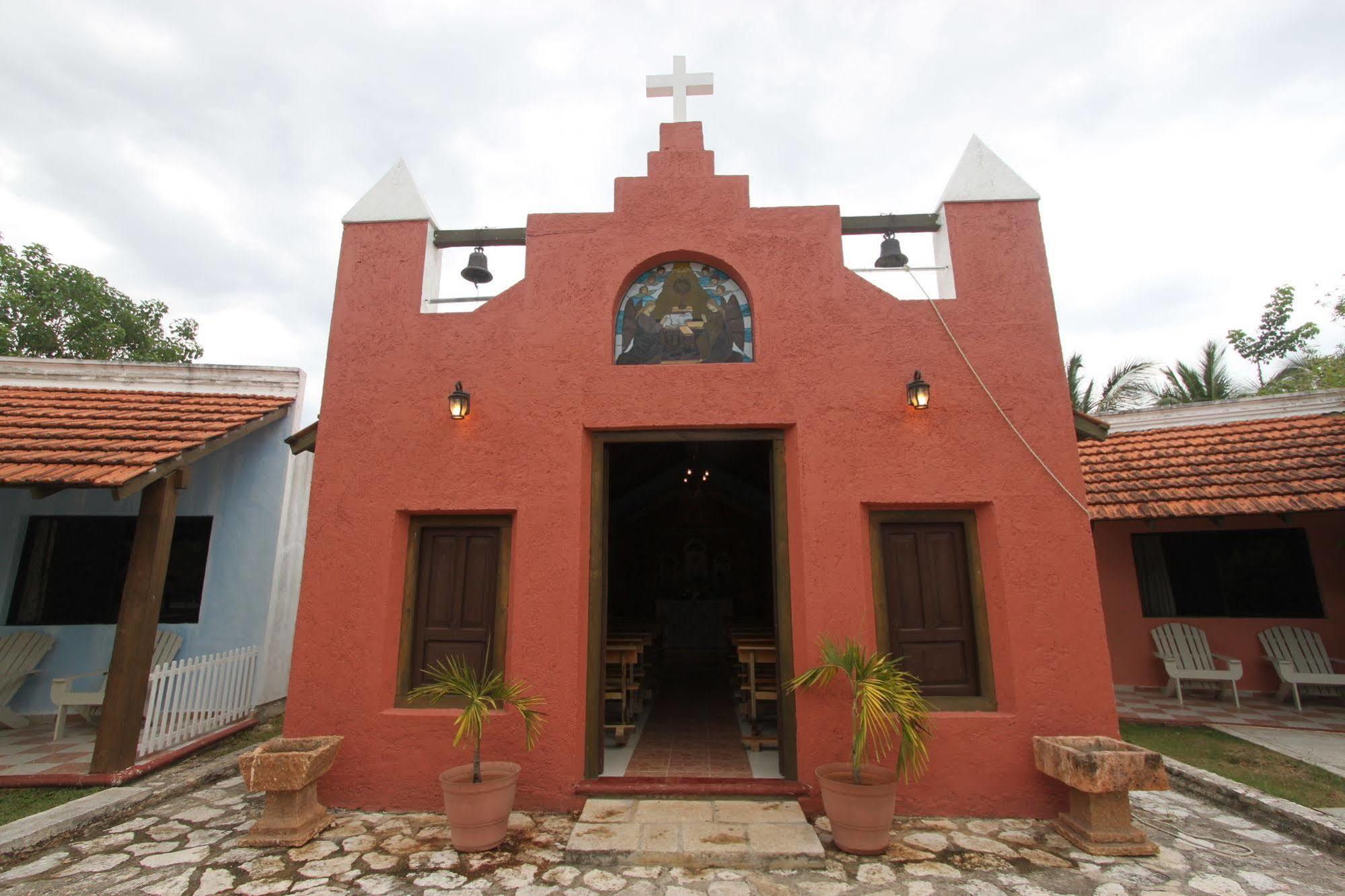 ואיאדוליד Hotel Hacienda Sanchez מראה חיצוני תמונה
