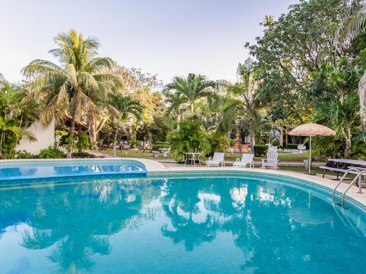 ואיאדוליד Hotel Hacienda Sanchez מראה חיצוני תמונה